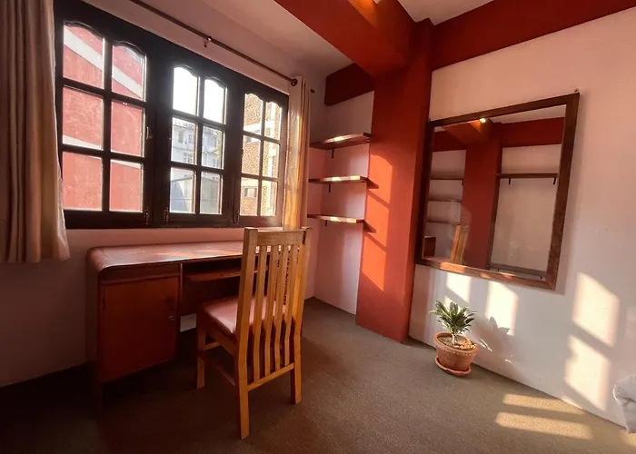Padmasambhava Avasa Appartement *